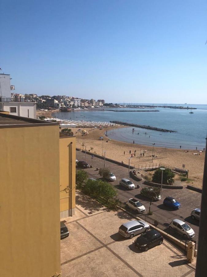 Il Girasole Bed & Breakfast Crotone Exterior photo